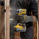 Atornillador y Taladro Brushless a Batería 20V MAX Ion-Litio con 2 Baterías 2.0Ah, Cargador Bivolt y Maletín con Llaves